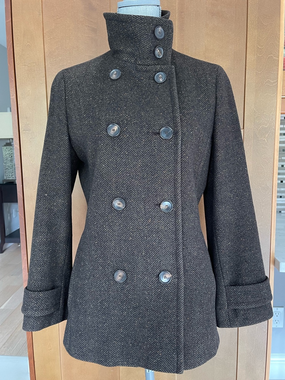 AKRIS PUNTO Funnel Neck Double-Breasted Brown Herringbone Wool Coat - Size 8 US